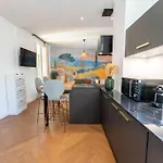 Superbe Deux Chambres, Centre Proche Port