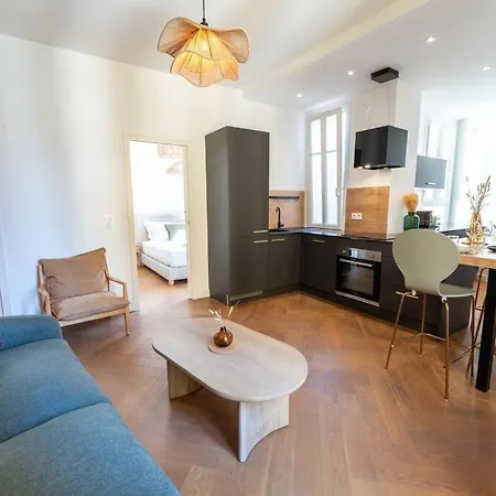 Superbe Deux Chambres, Centre Proche Port * Nizza