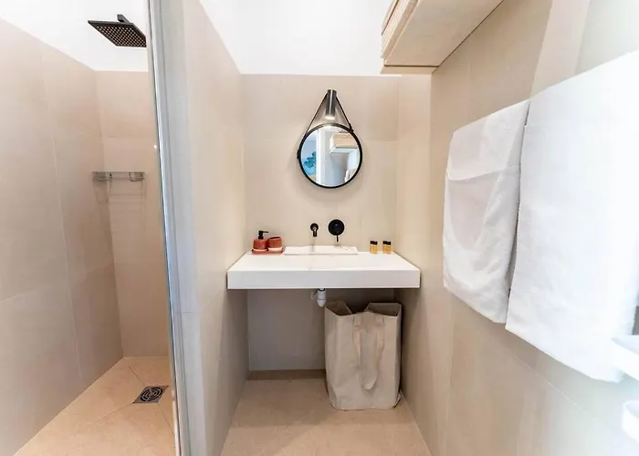 Superbe Deux Chambres, Centre Proche Port * Nice