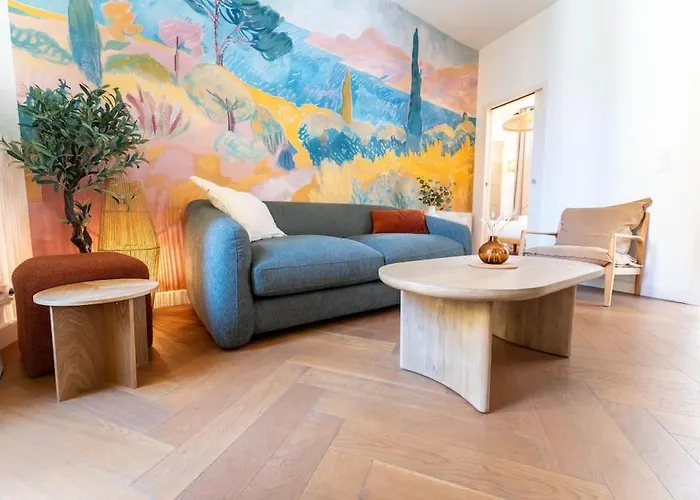 Apartamento Superbe Deux Chambres, Centre Proche Port *