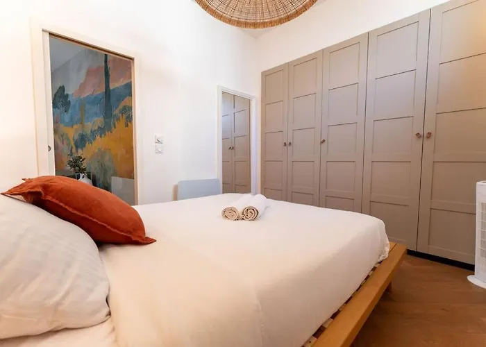 Superbe Deux Chambres, Centre Proche Port Nice